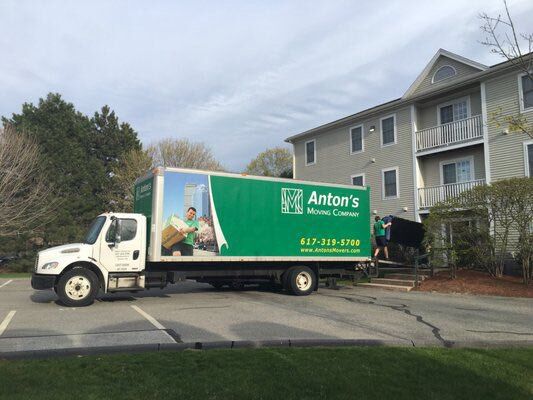 Top Reasons to Hire Professional Boston to Cleveland Movers